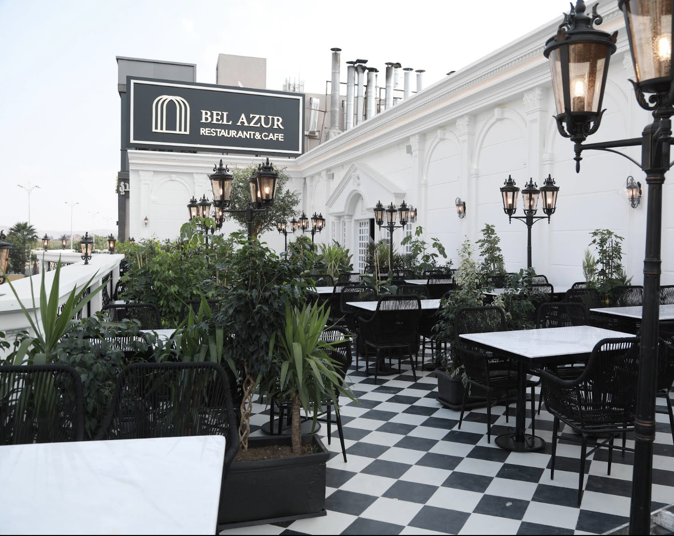 مطعم بيل أزور